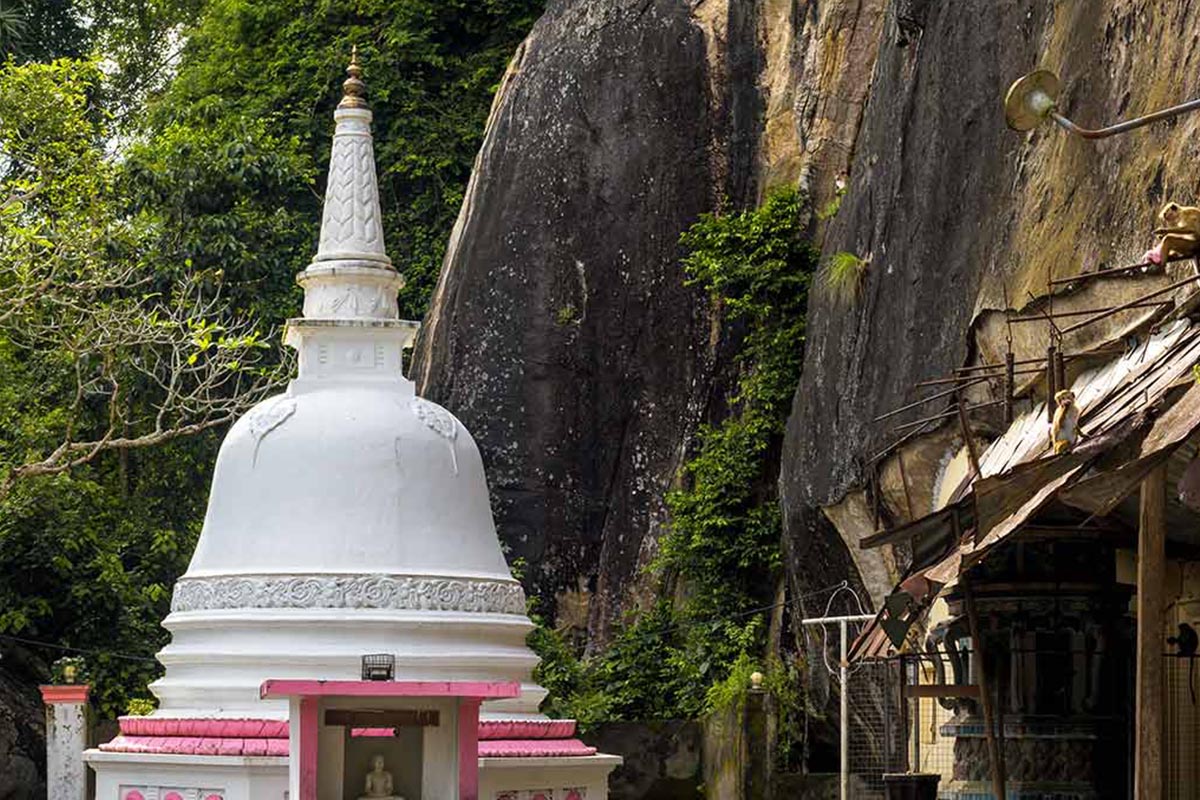 Mulkirigala Rock Temple